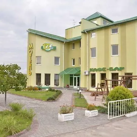 17 Km Hotell Lviv
